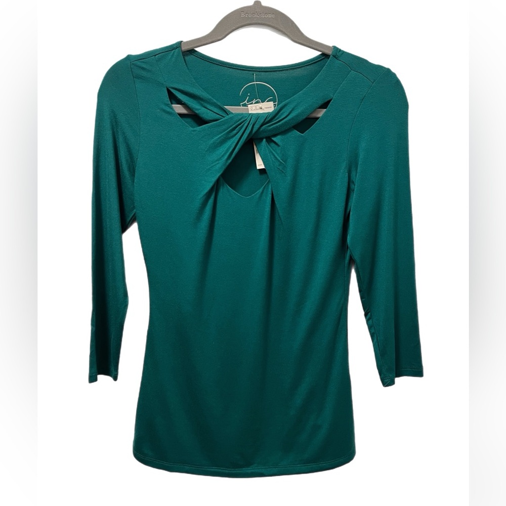 NWT INC Emerald Green Cross Neck Cutout Fitted Dressy Shirt - Women’s Size Small